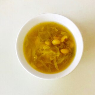 キャベツと大豆の味噌汁